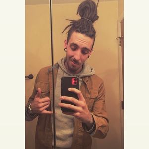 Meet your Posher, Christopher